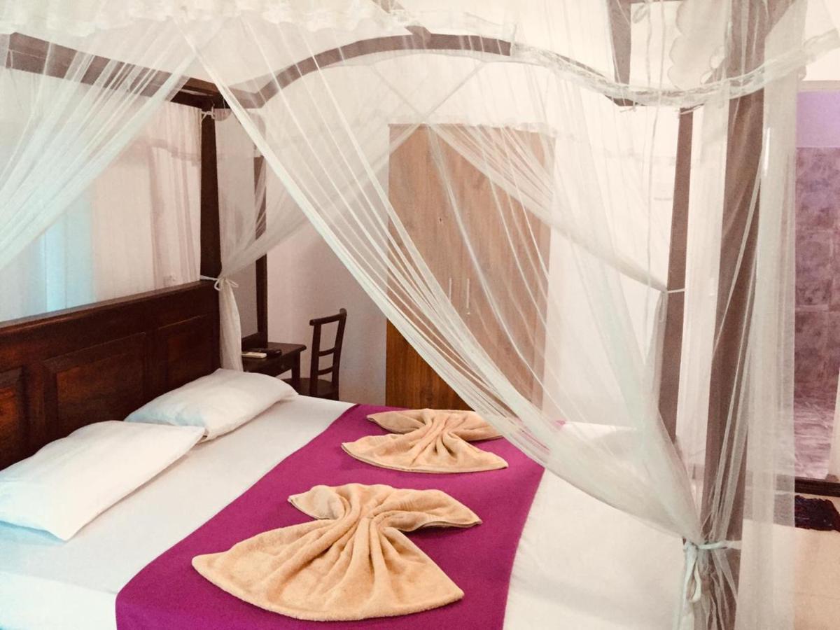 Crescent Resort Galle Buitenkant foto