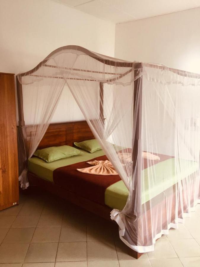 Crescent Resort Galle Buitenkant foto
