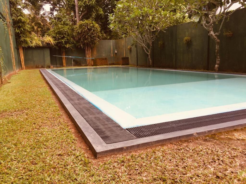Crescent Resort Galle Buitenkant foto