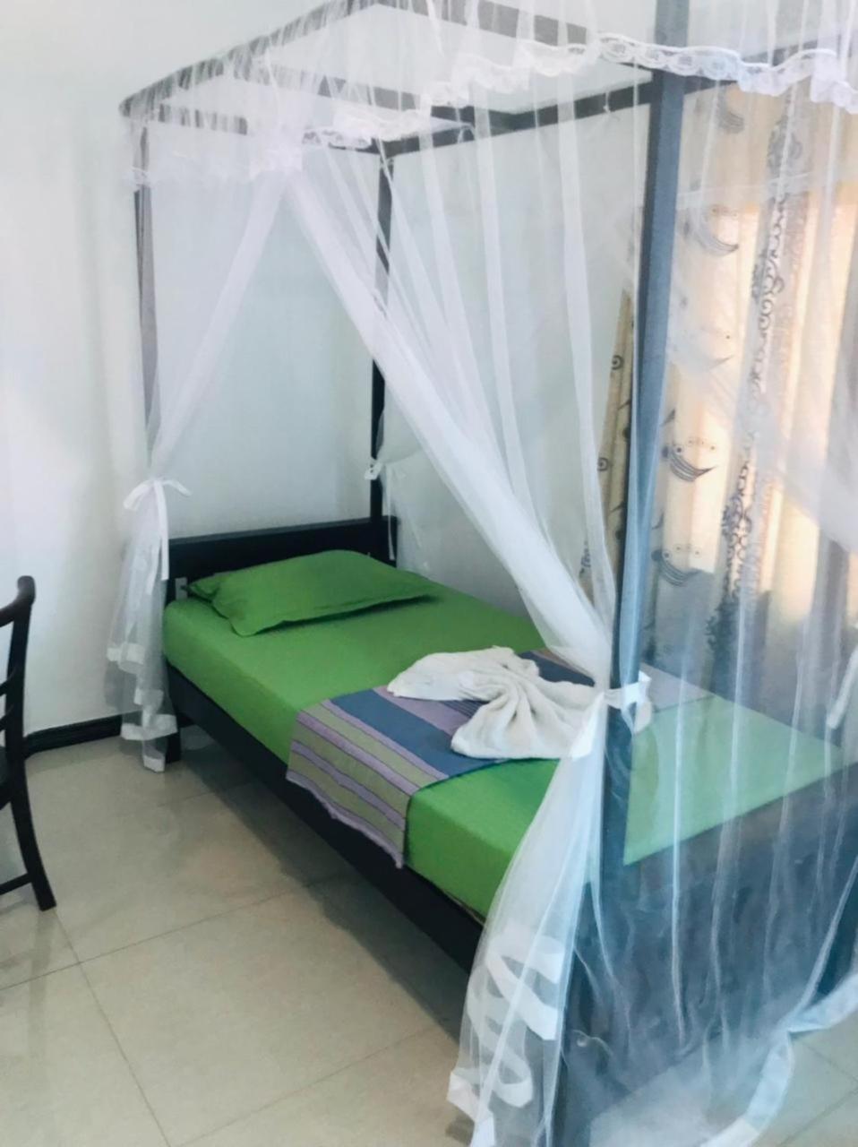 Crescent Resort Galle Buitenkant foto